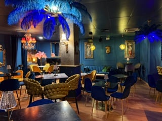 La Carmen Pub